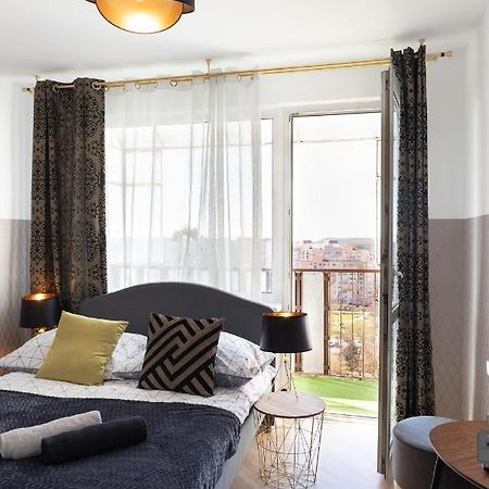 Clicktheflat Conrada Apart Rooms وارسو المظهر الخارجي الصورة